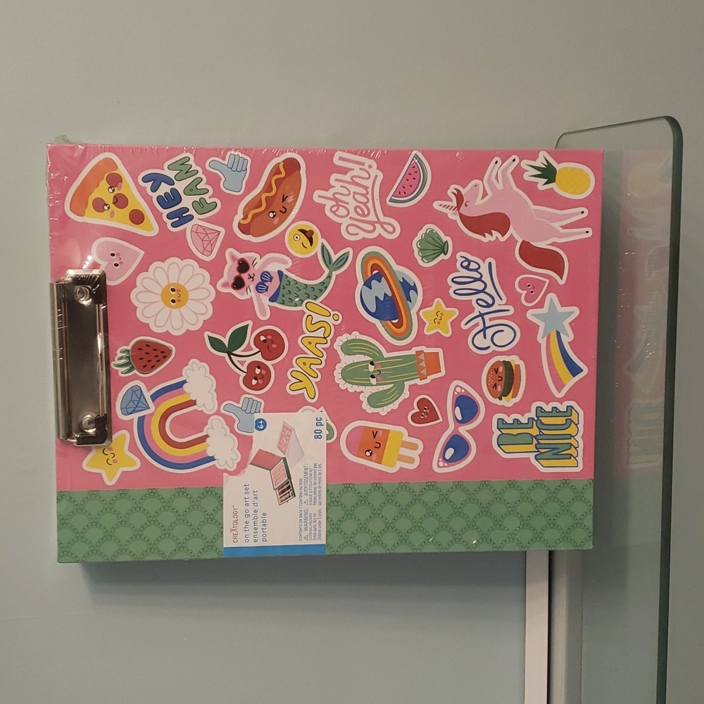 ON THE GO ART SET FOR KIDS